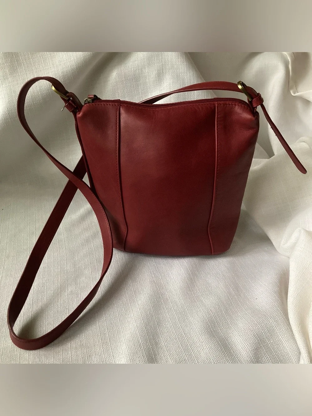 St. John's Bay Red 100% Cowhide Leather Outer Purse!